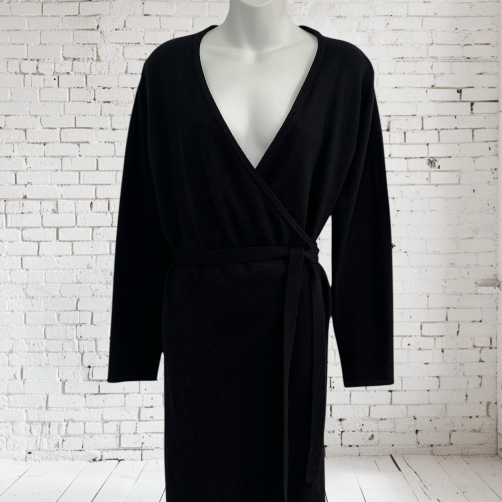 Elegant Black Knit Wrap Dress in Size Small
